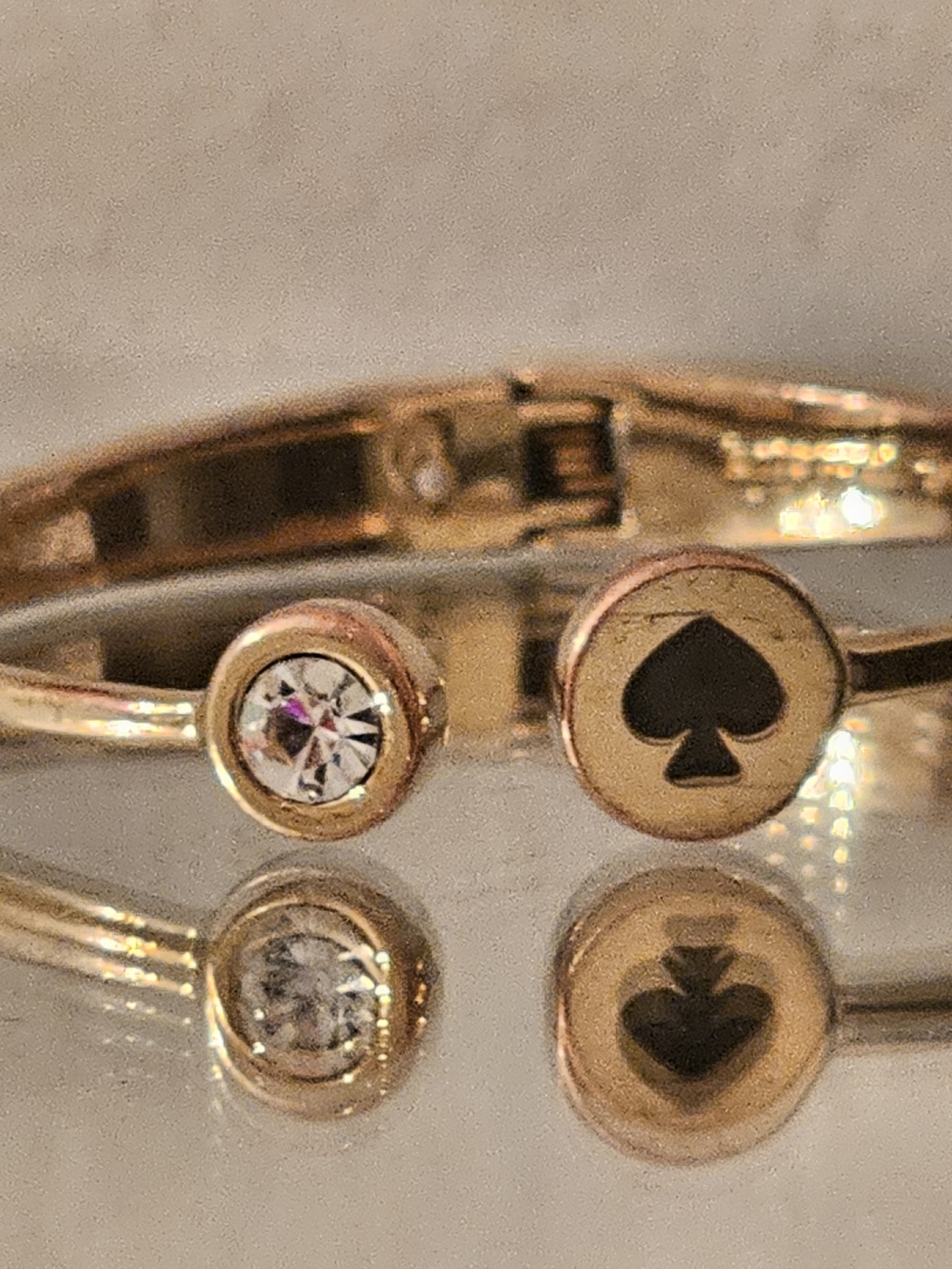 kate spade rose gold-tone open bangle with spade and crystal - Picture 4 of 4